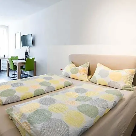 מלון דירות Central Apartments Aalen 3*